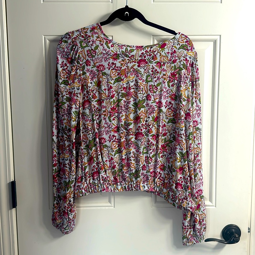 NWT Loft Small Woman’s Floral Blouse